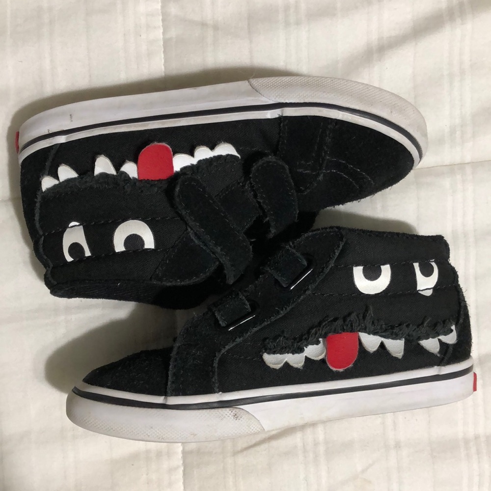 Toddler Black Vans 🖤